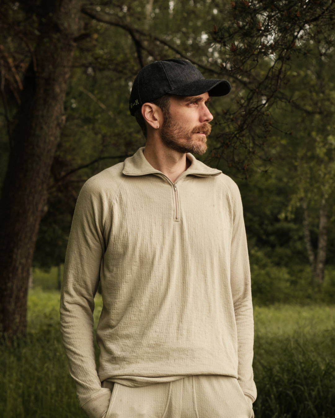 Outlet: ZN-240 Mens Zip Neck
